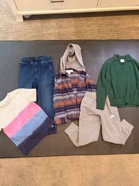 Lot of boys clothes size 6-7